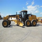 Used Caterpillar 16M for sale